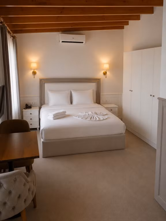 Royal Garden Suite and Hotel — 8