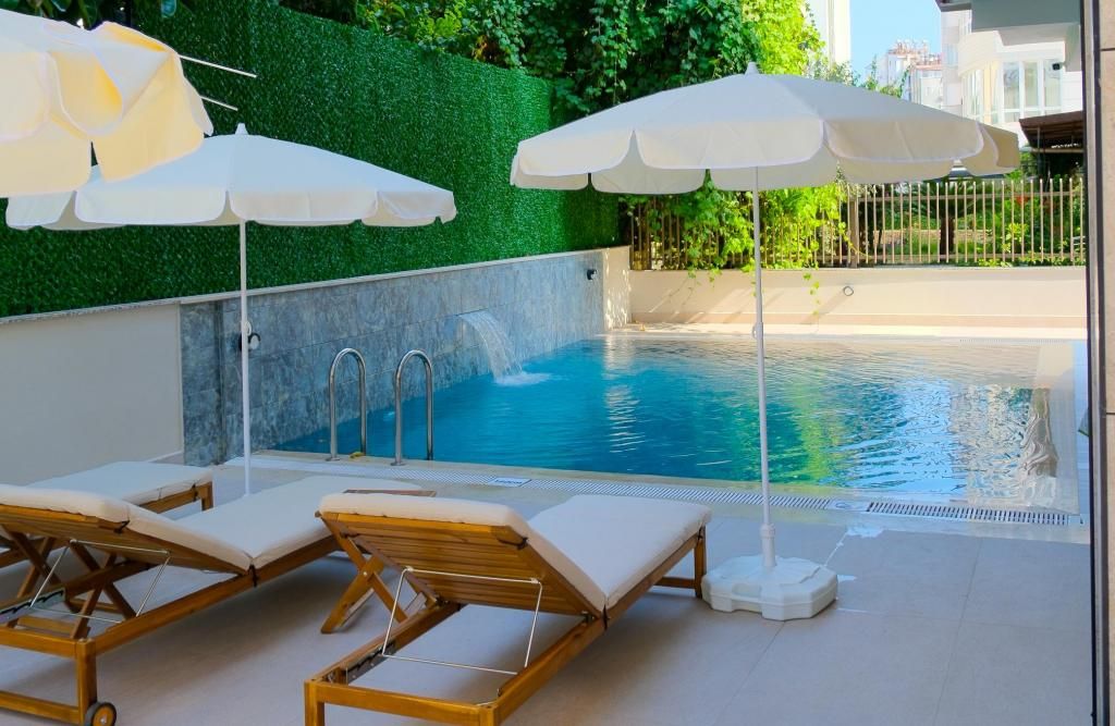 Solmare Suites — 4