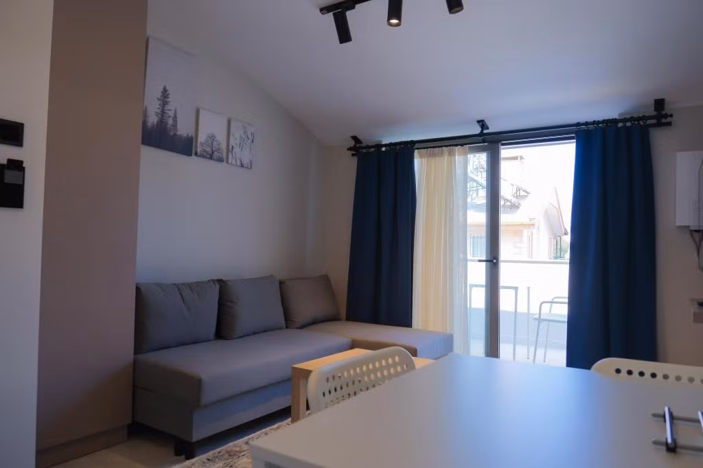 Solmare Suites — 9