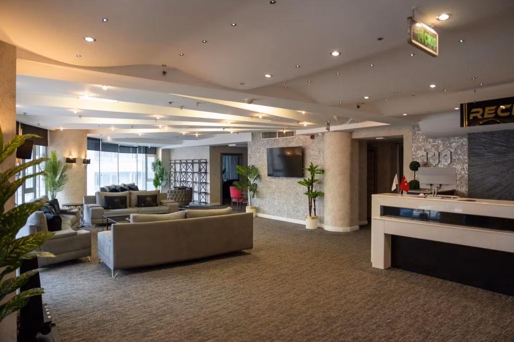 Saffari Hotel — 8