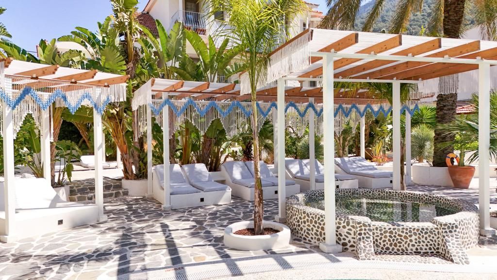 Salonika Suites — 7