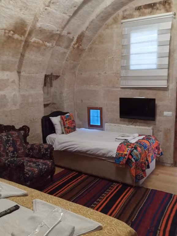 Sandık Cave Suites — 8