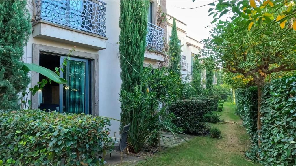 Sandora Boutique Hotel — 2