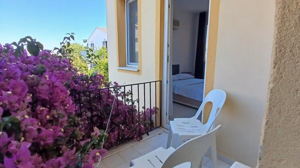 Sarıhan Apart Hotel — 8