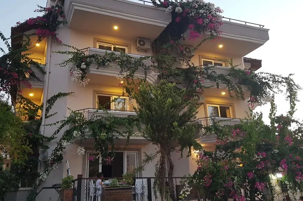 Selenya Butik Apart Otel — 2