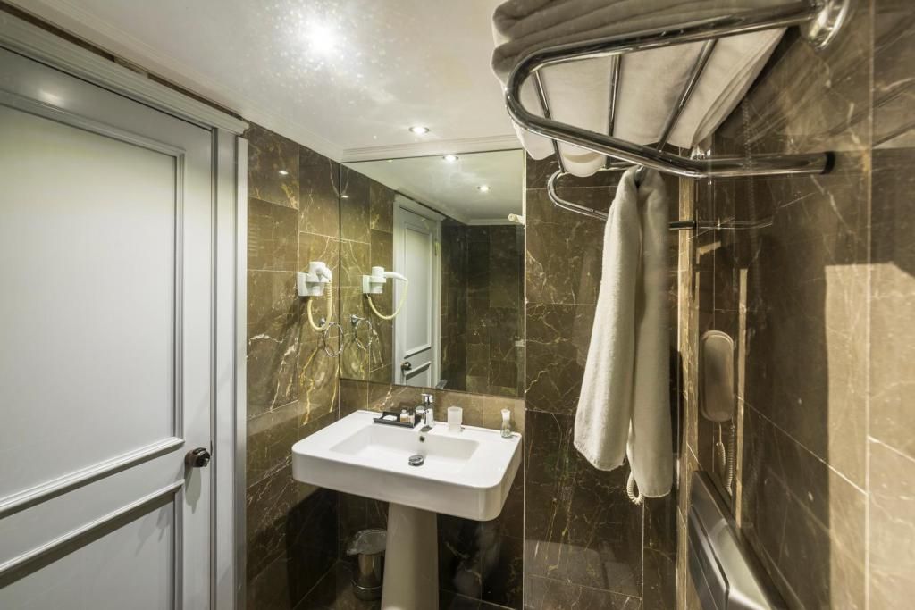 Semsan Hotel — 6
