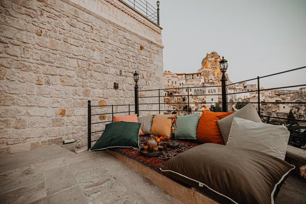 Serenus Cave Suites — 4