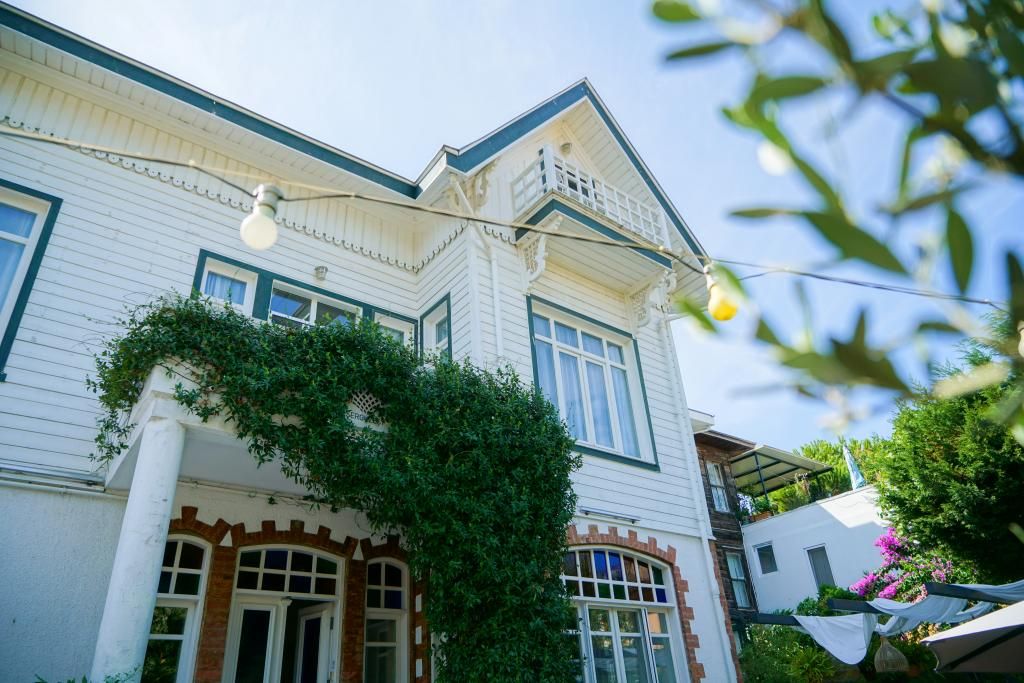 Sergüzeşt Otel — 5