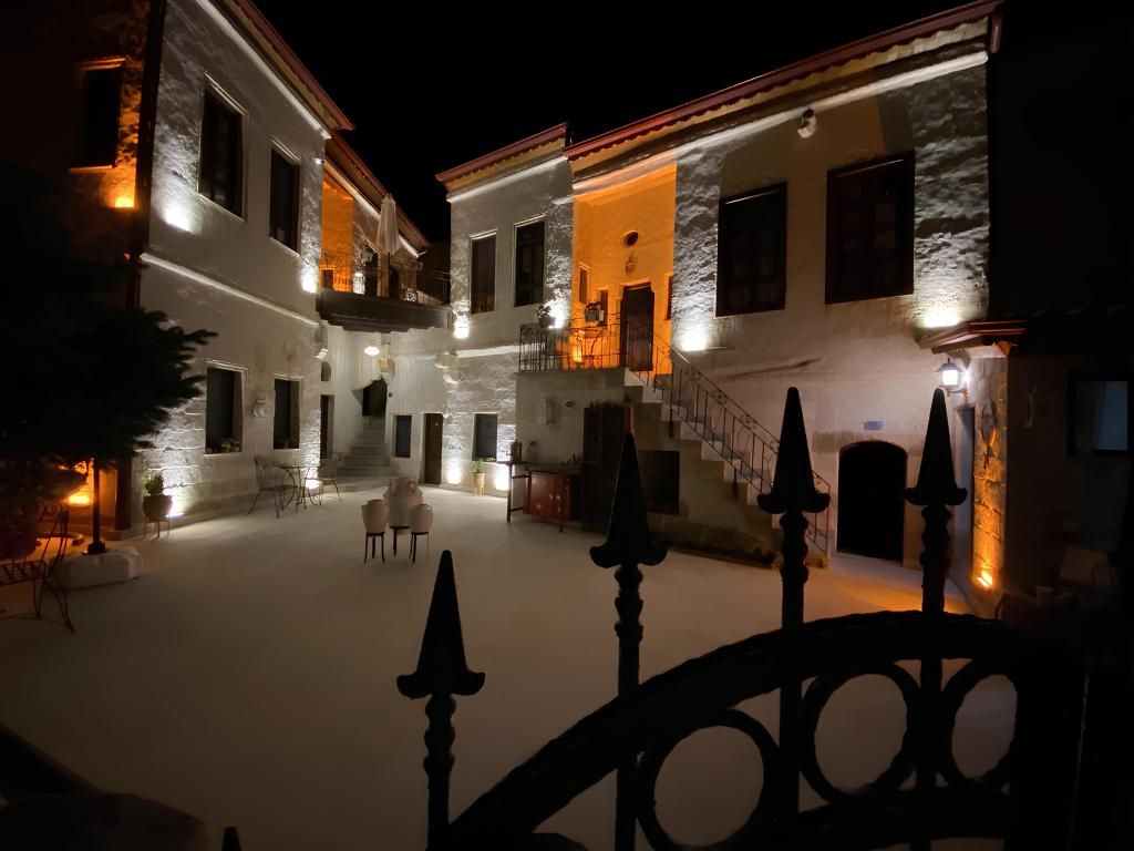 Sevdalı Konaklar — 6