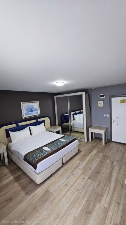 Sever Suites Hotel — 9