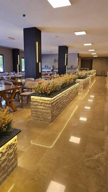 Sever Suites Hotel — 4