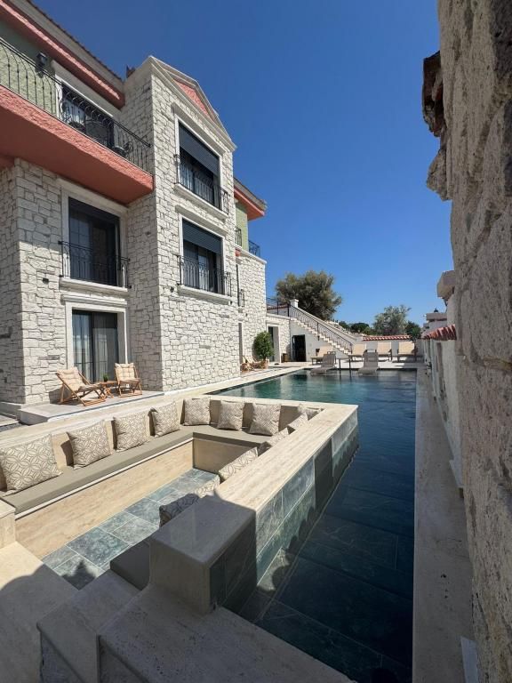 Sevilay Hanım Çeşme — 4