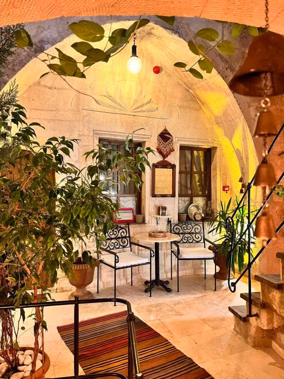 Shadow Cave House — 7