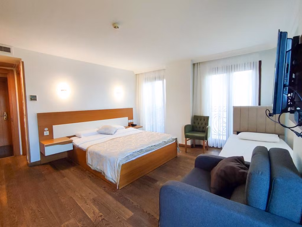 Shah İnn Hotel  — 9