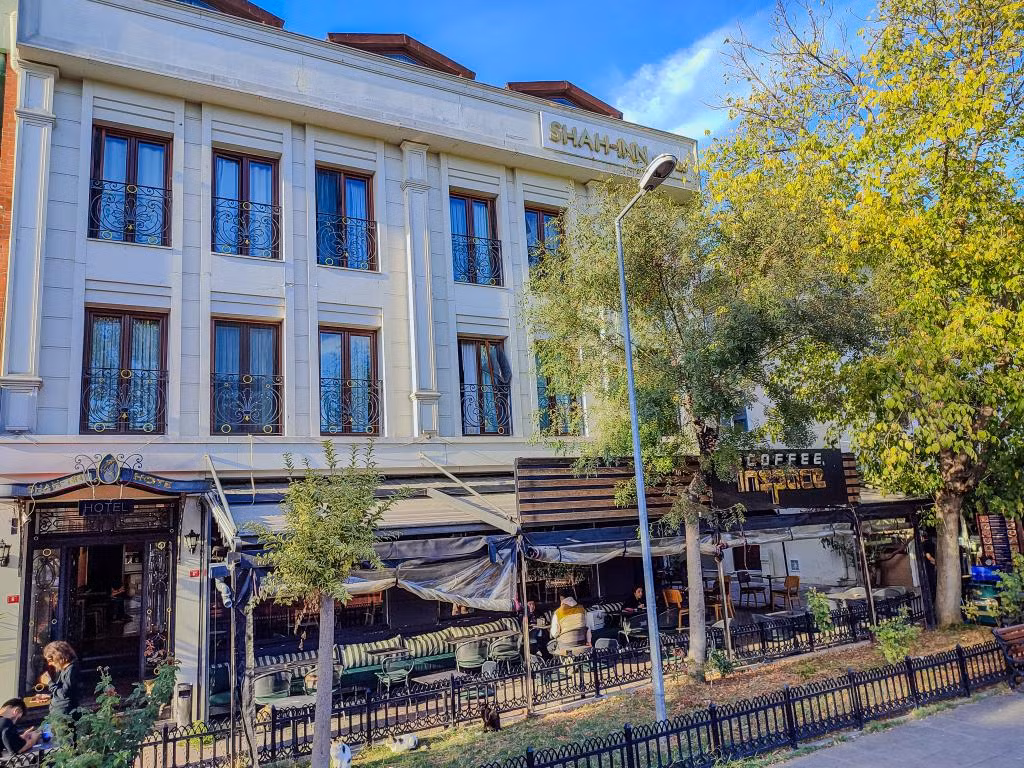 Shah İnn Hotel  — 6