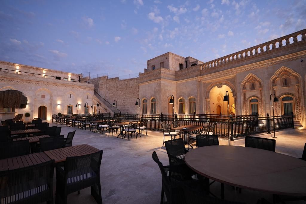 Shamas Hotel