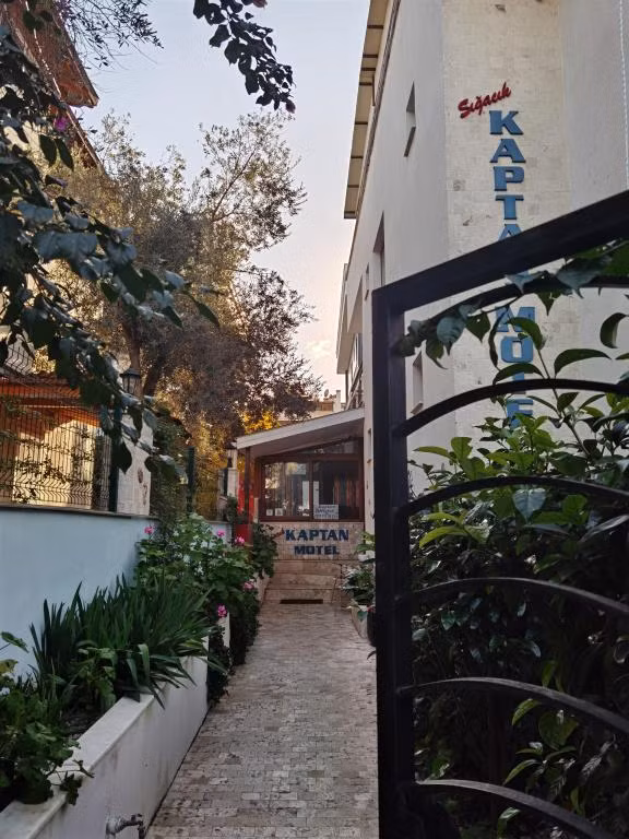 Sığacık Kaptan Motel — 9