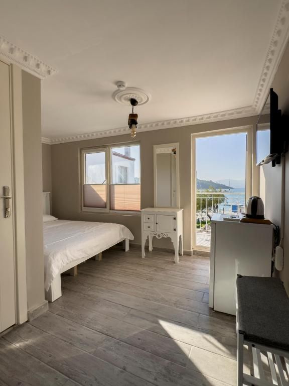 Silenos Boutique Hotel — 5