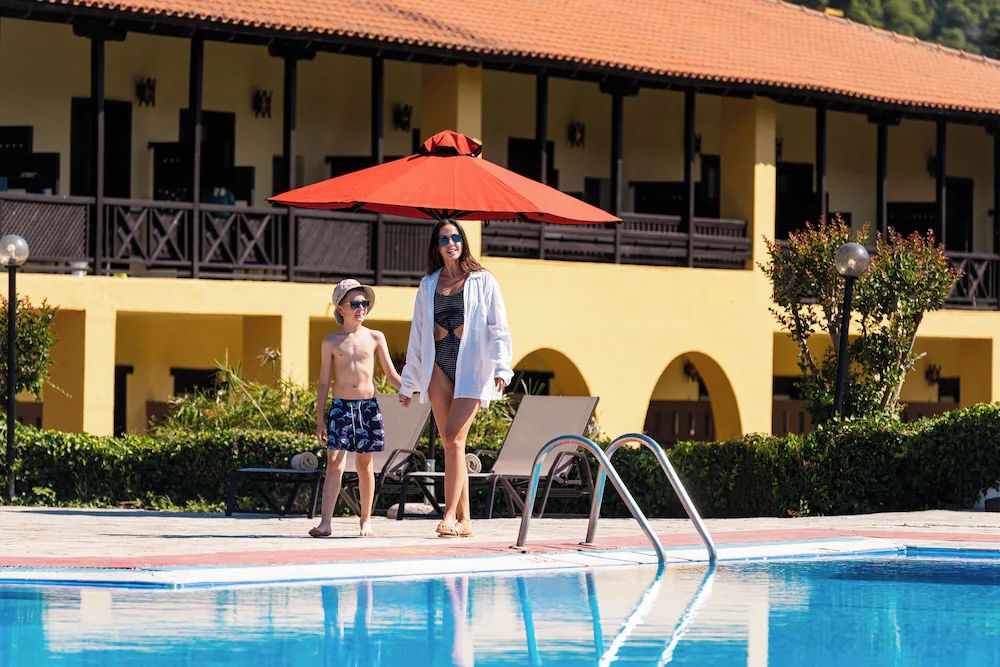 Simantro Resort — 4