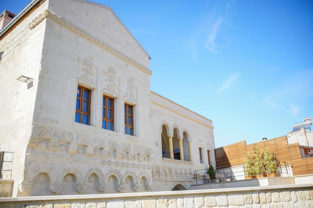 Sinasos Evleri — 4