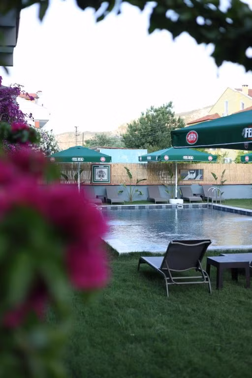 Smyrna Hotel — 3