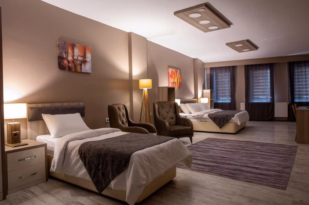 Staron Otel — 4
