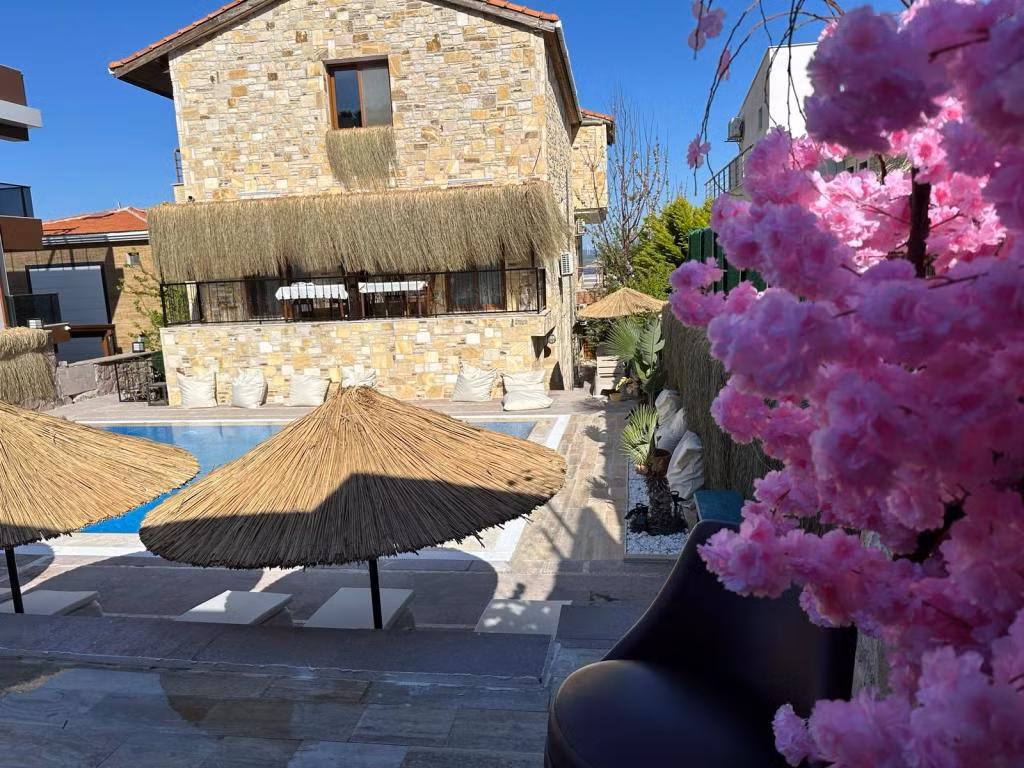 Stone House Yeni Foça — 8