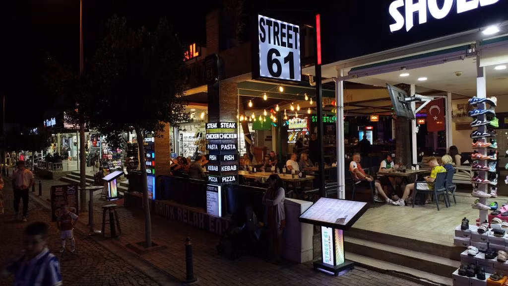 Street61 Apart Hotel — 5