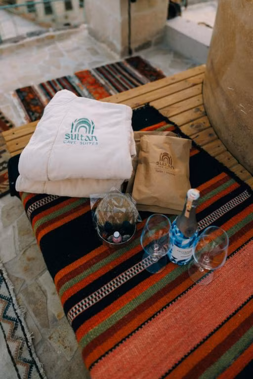Sultan Cave Suites — 2