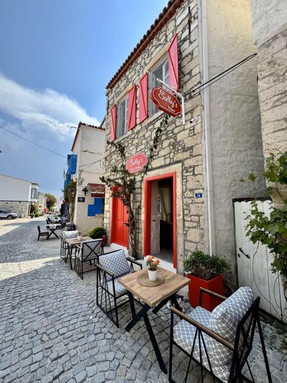 Sultys Alaçatı Köyiçi