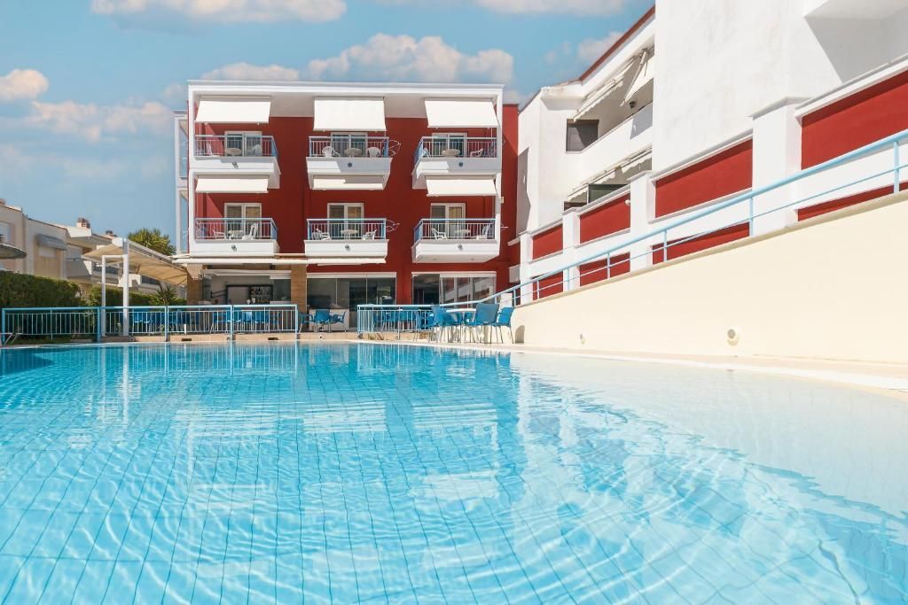 Summer Dream Hotel — 9