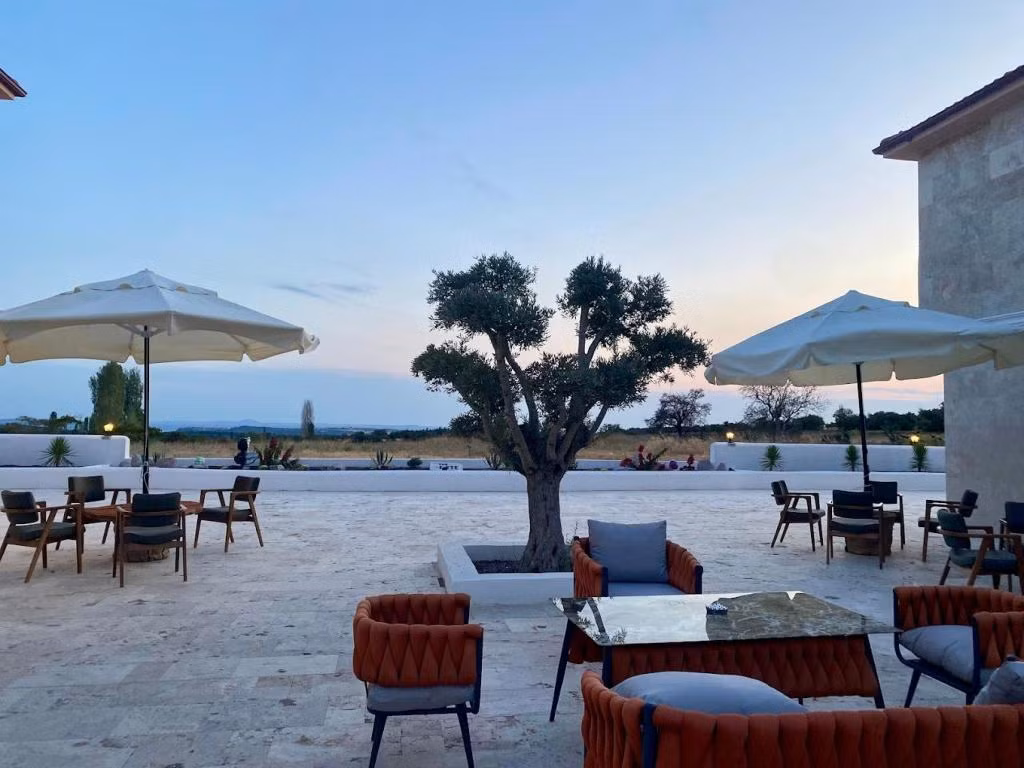 The Kirte Hotel — 4