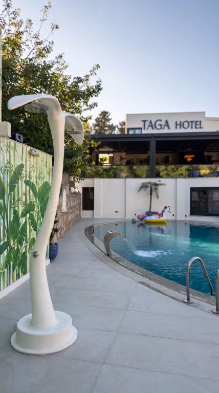 Taga Hotel — 7
