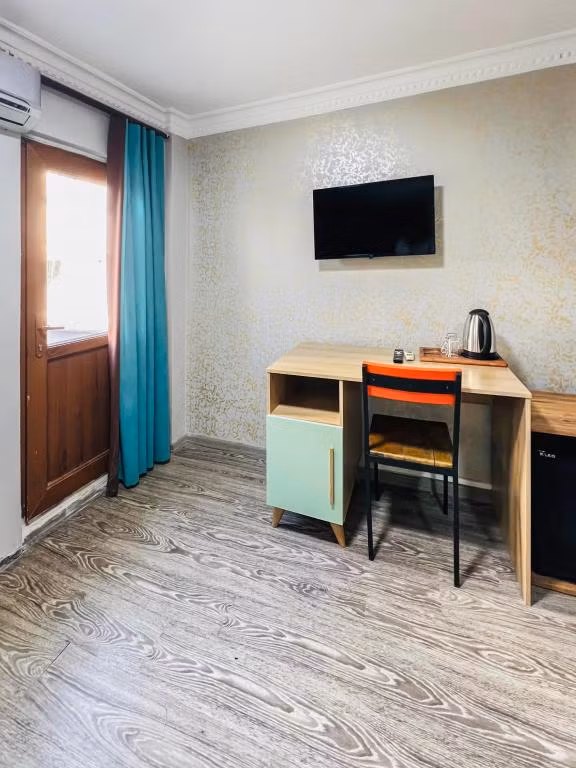 Taksim Dora Hotel — 9