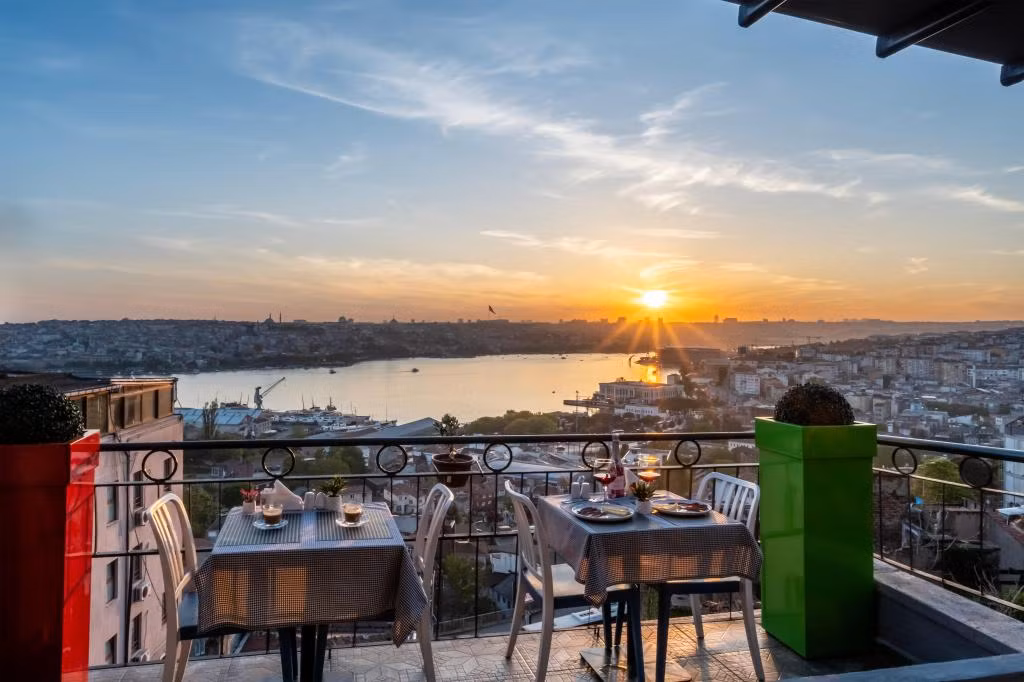 Big Urban Stay Taksim & With Sea View — 8