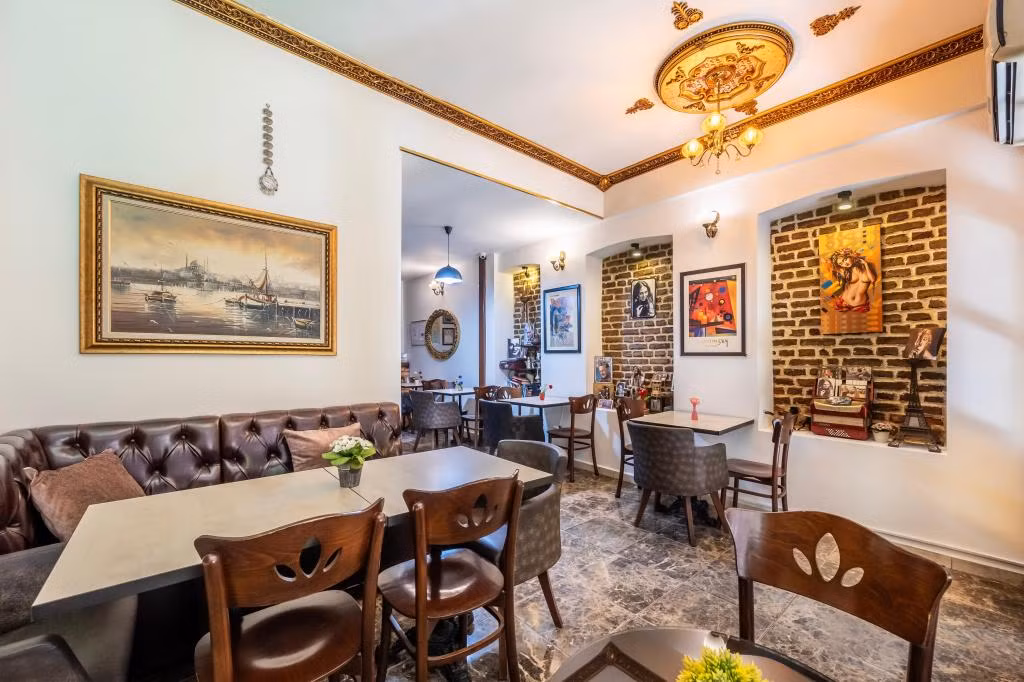 Taksim Trust Hotel — 7