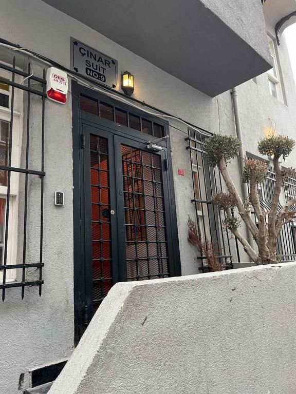 Taksim Çınar Suit — 2