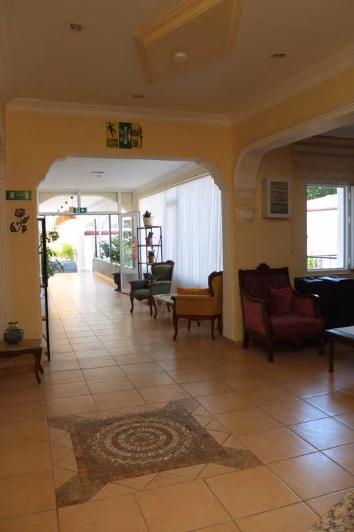 Taner Otel — 6