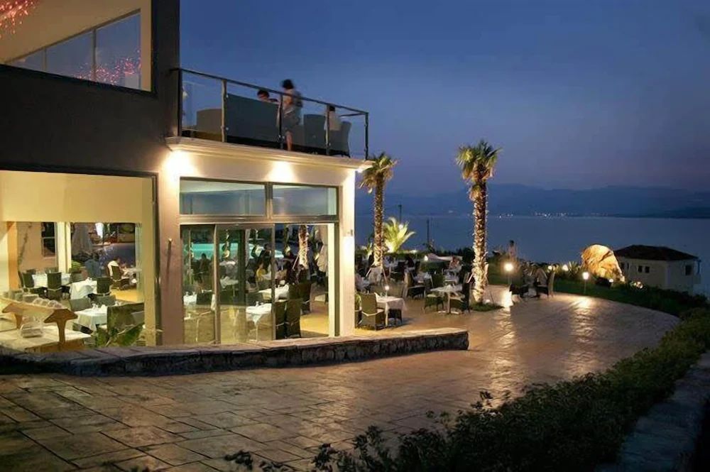 Thalassa Hotel — 8