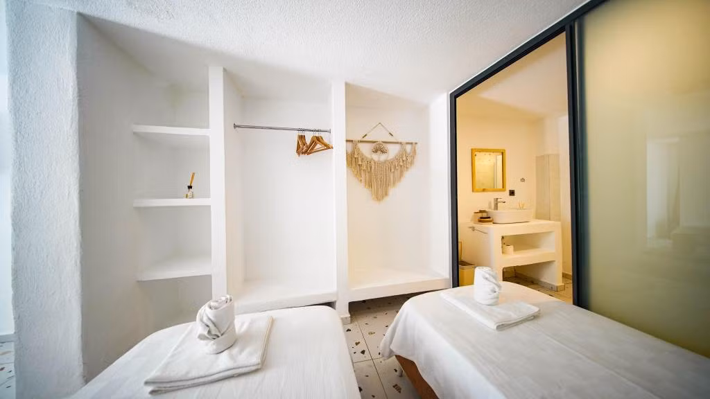 Thanos Hotel — 9