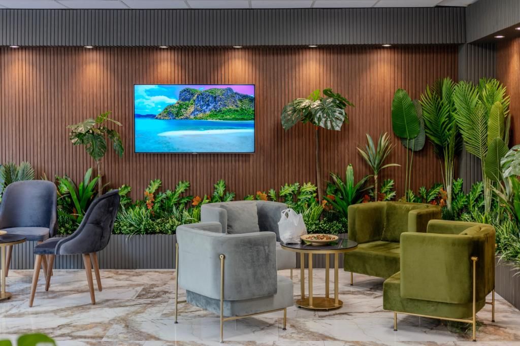 The Business Class Hotel — 5