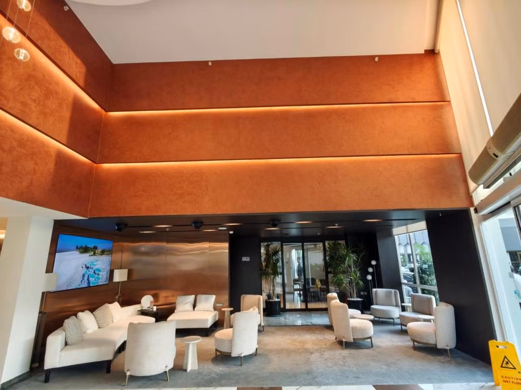 The Corner Park Hotel — 6