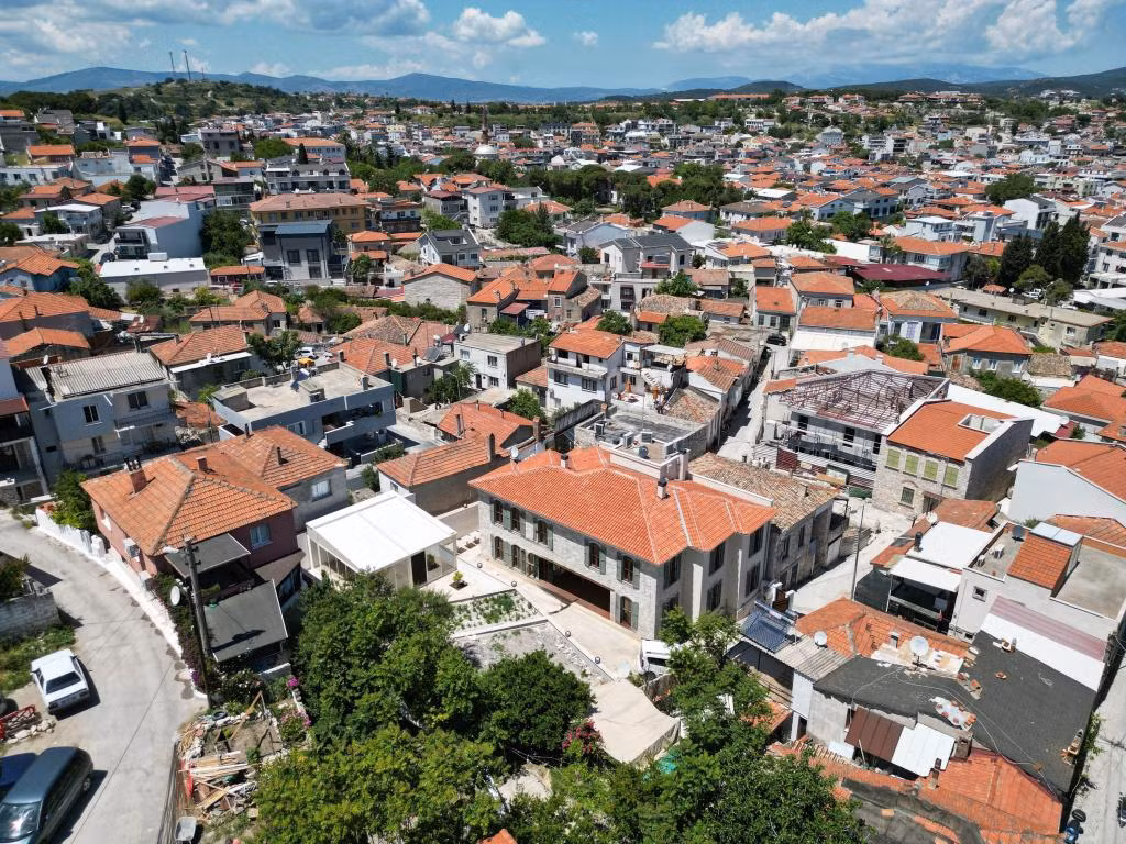 The Mint Urla