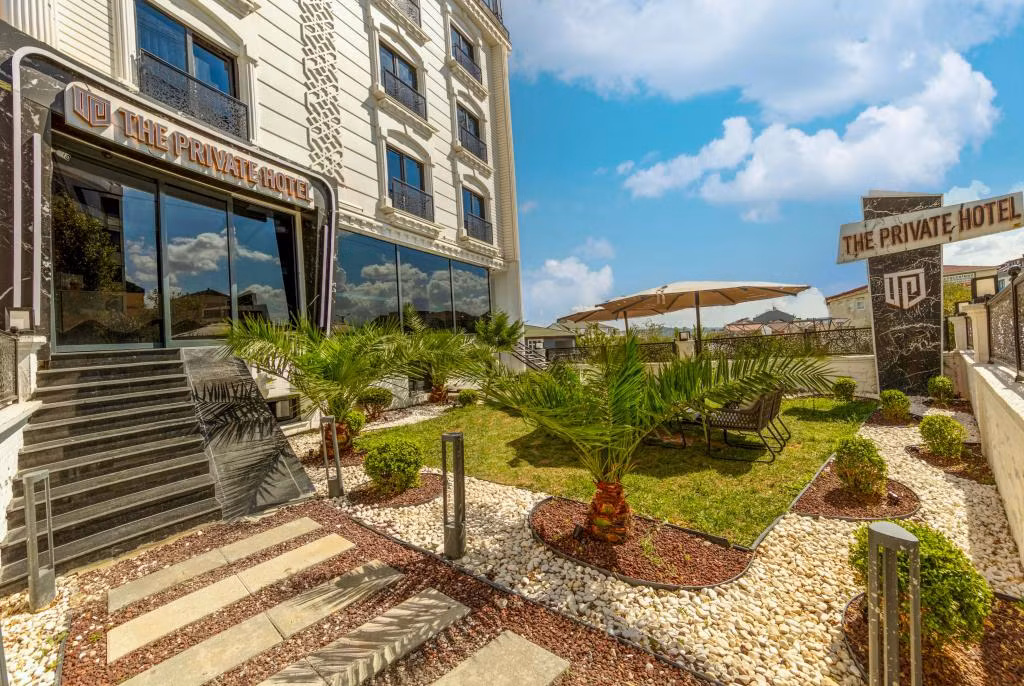 The Private Airport Hotel — 8