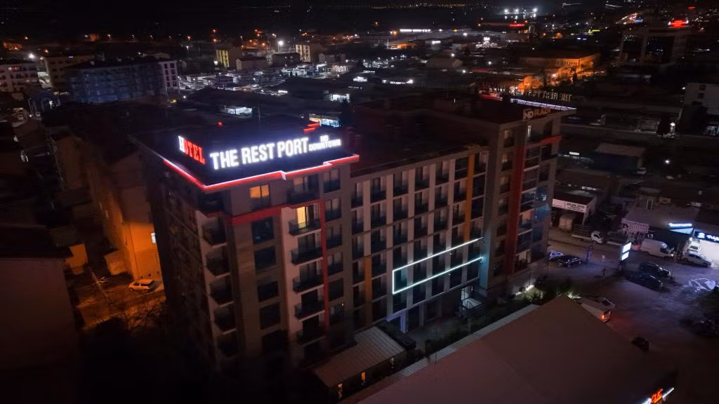 The Rest Port ND Downtown — 3