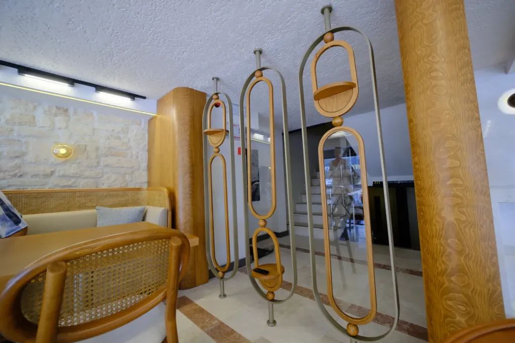 The Rizon Hotel — 8