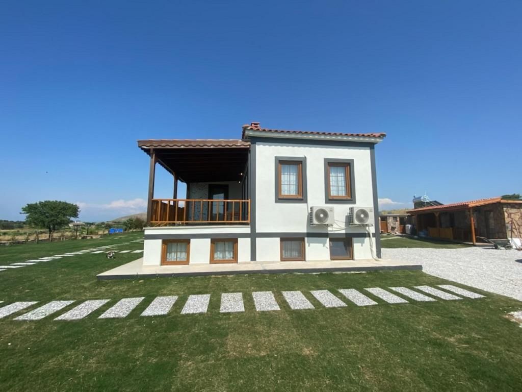 Tinos Otel & Bağ Evi (+12 Yaş) — 2