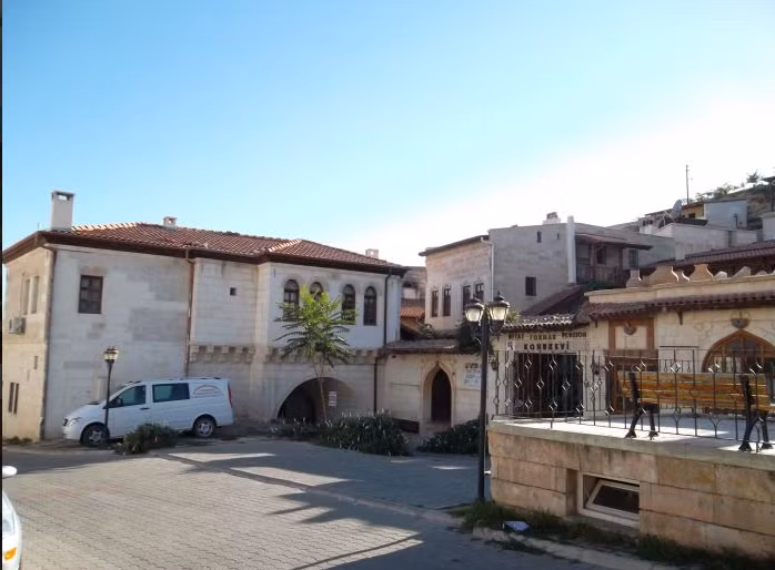 Tokmak Konuk Evi
