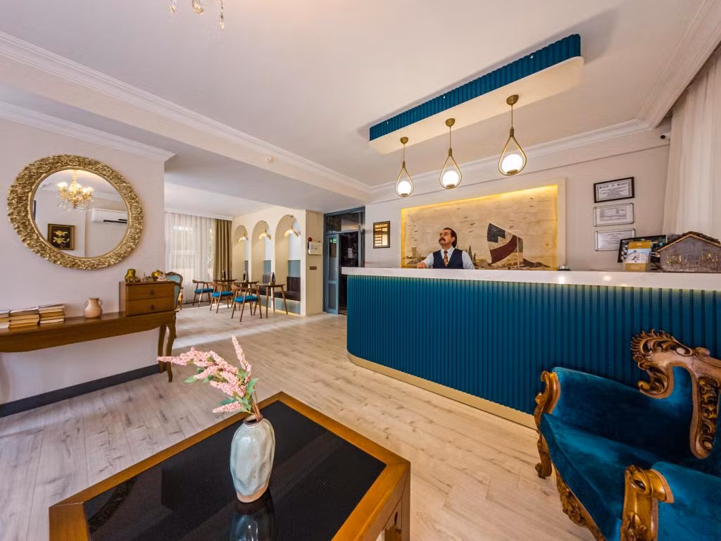 Triana Hotel — 9