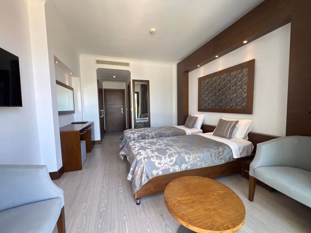Turiya Hotel — 7